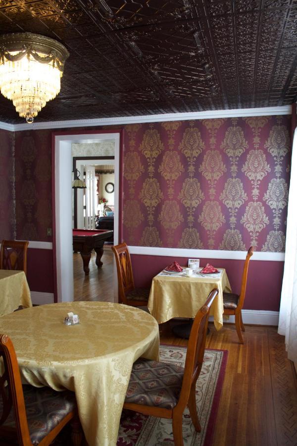 The Gridley Inn B&B ウォータールー エクステリア 写真