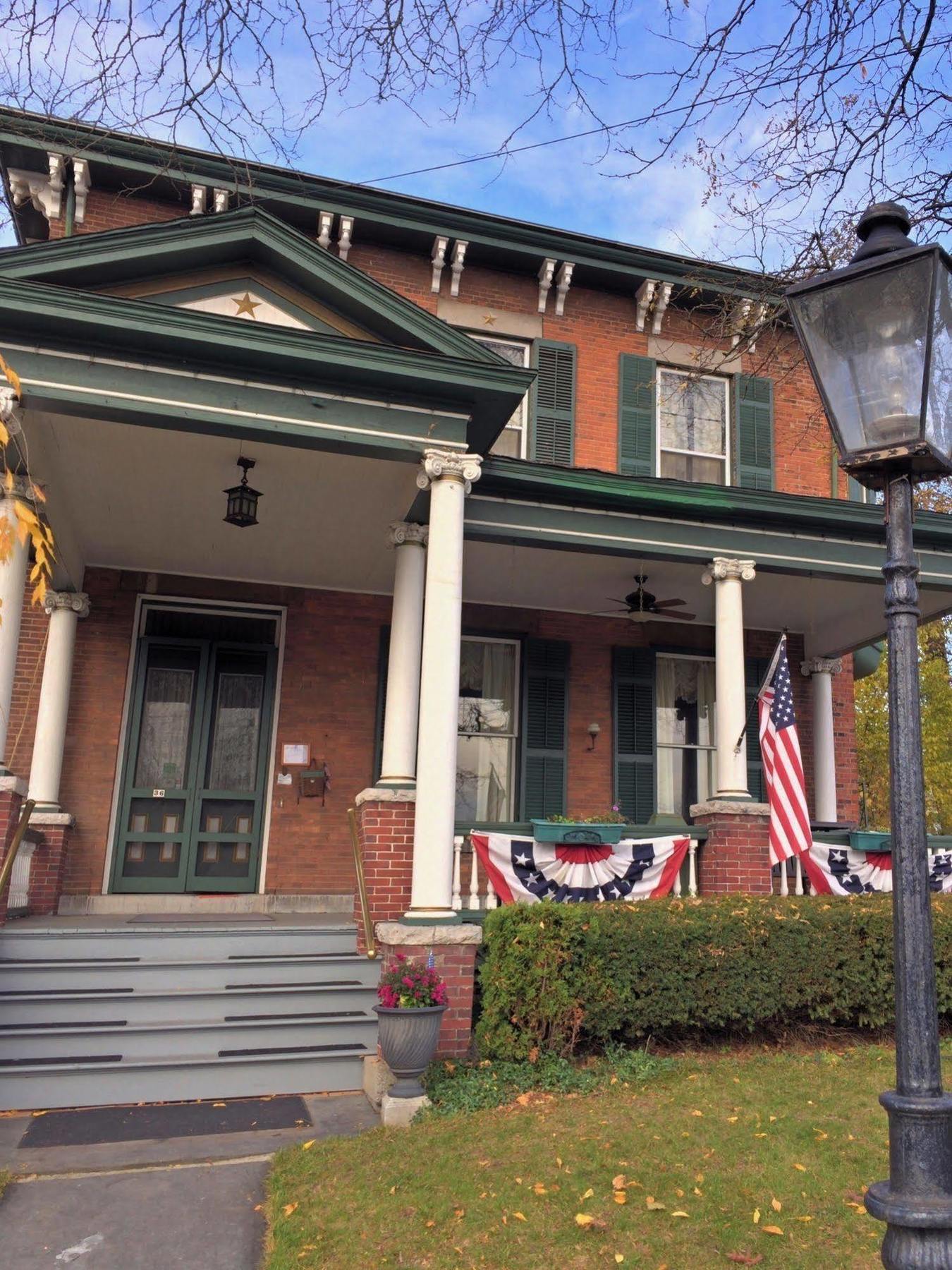 The Gridley Inn B&B ウォータールー エクステリア 写真
