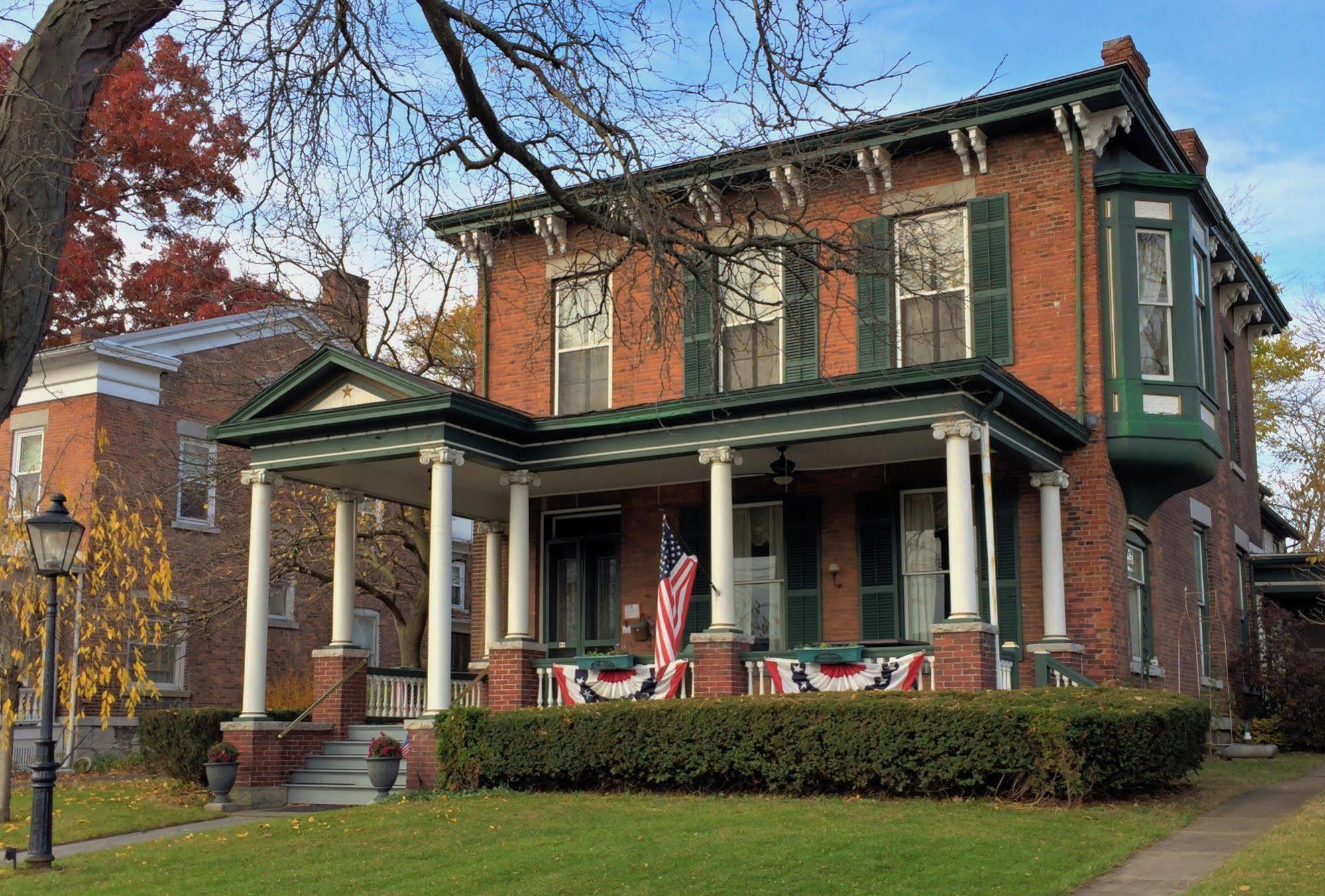 The Gridley Inn B&B ウォータールー エクステリア 写真