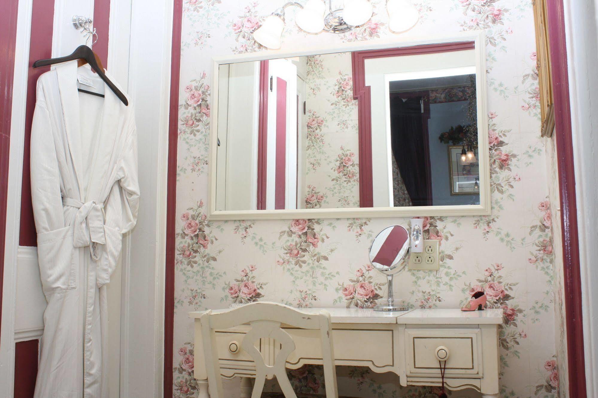 The Gridley Inn B&B ウォータールー エクステリア 写真